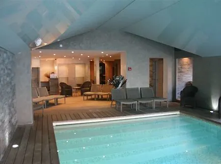 Antares & 3* La Rivière-Saint-Sauveur